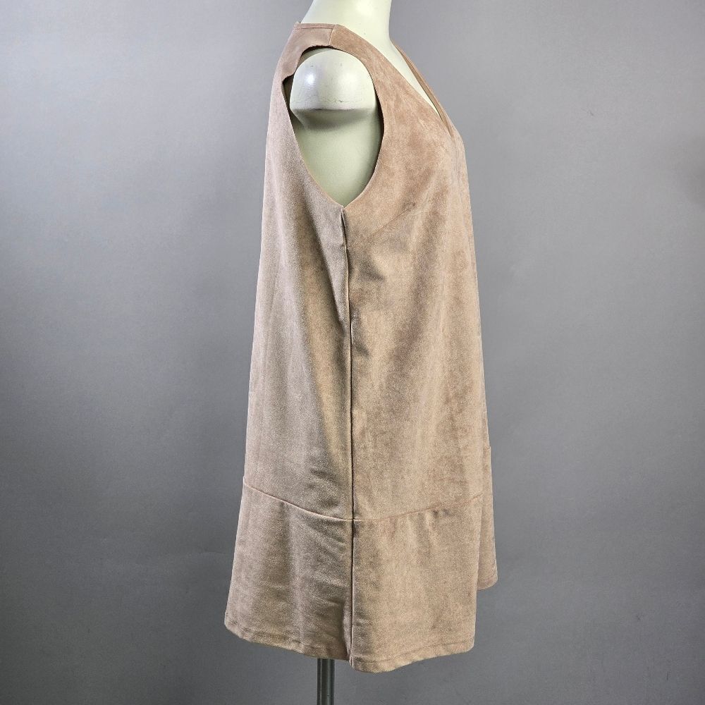 bishop + young Soft Beige Garment (Rack7) - Picture 5 of 9